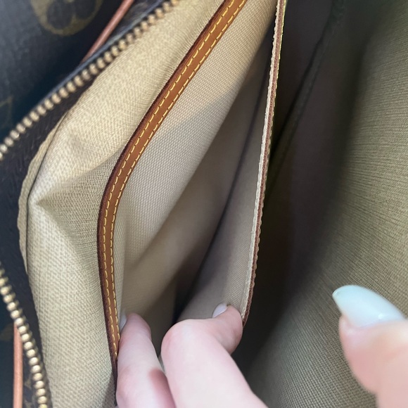 🚨🚨SOLD🚨🚨 Louis Vuitton Monogram Reporter PM Bag - Picture 11 of 13